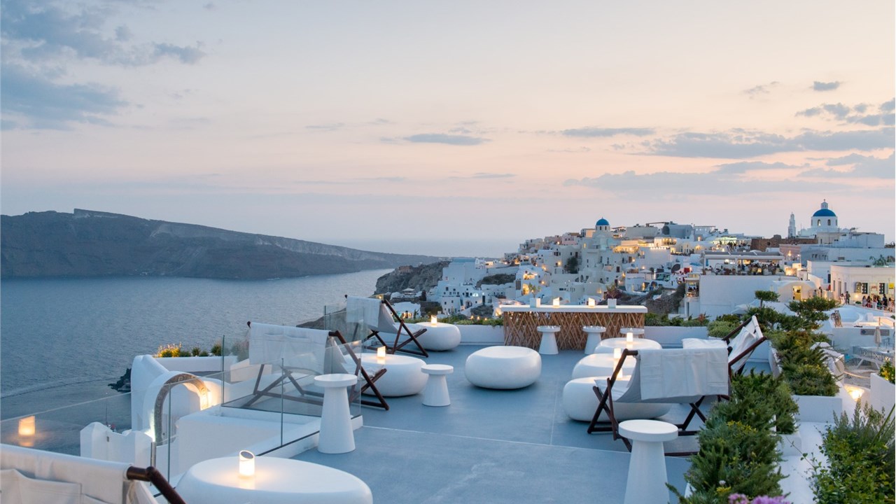 Veranda Aperitivo Bar.